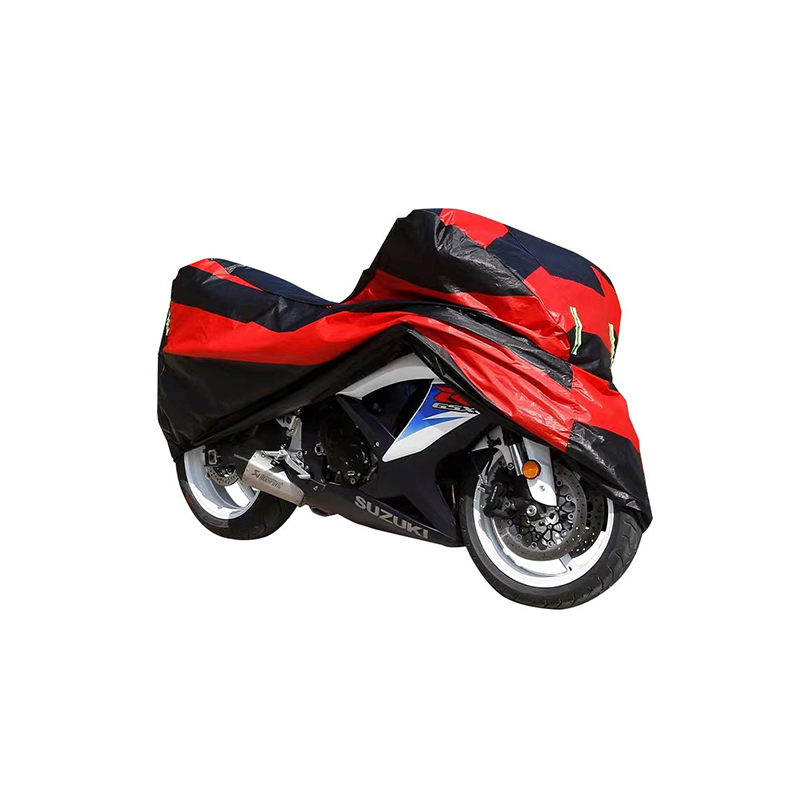 Kryt motocykla z hliníkovej fólie v červenej a čiernej farbe